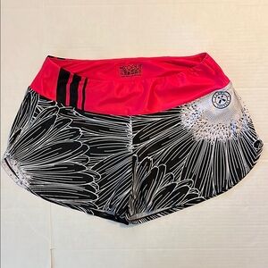 Coeur Shorts Womens Size XL Black White Floral Built-in Underwear Running